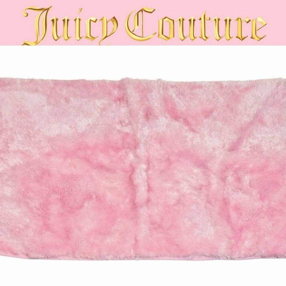 Juicy Couture Home Plush Bath Rug- Pink